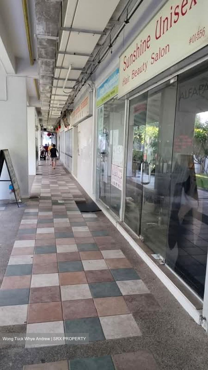 Mayflower Shopping & Food Centre (D20), Retail #536007021